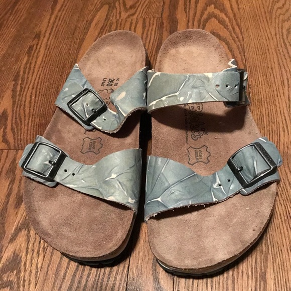 Birkenstock Shoes - Great condition Birkis!